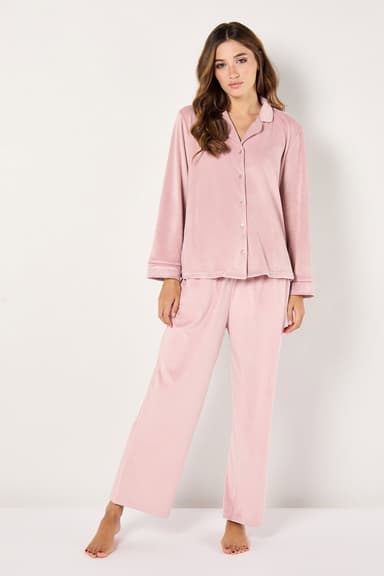 Fleece Pyjama Set with a Classic Cut